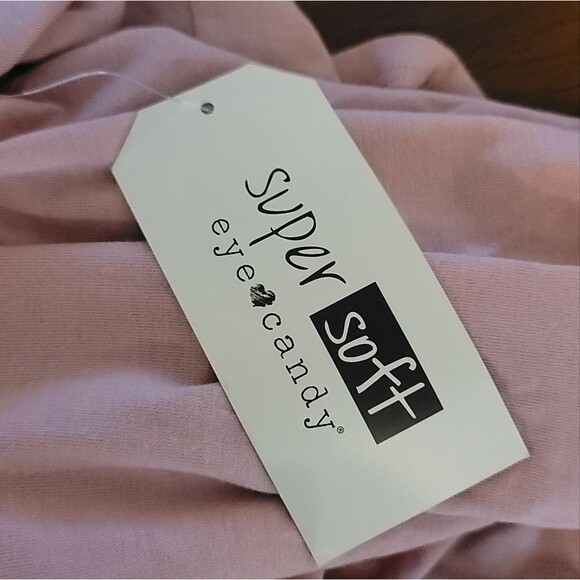 Eye Candy Super Soft Light Pink Mock Neck Tee With Open Back Size Medium - Picture 6 of 7